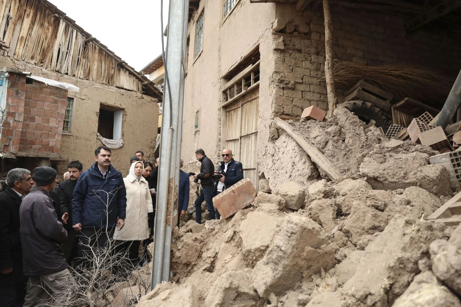 Bakan Kurum’dan videolu “Elazığ Depremi” mesajı